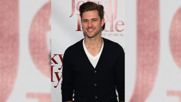 ET Online 記事 Aaron Tveit Charts His Musical Path To Stardom