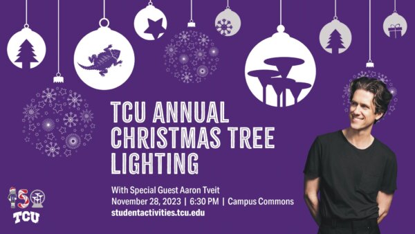 テキサスクリスチャン大学のクリスマスツリー点灯式2023コンサート